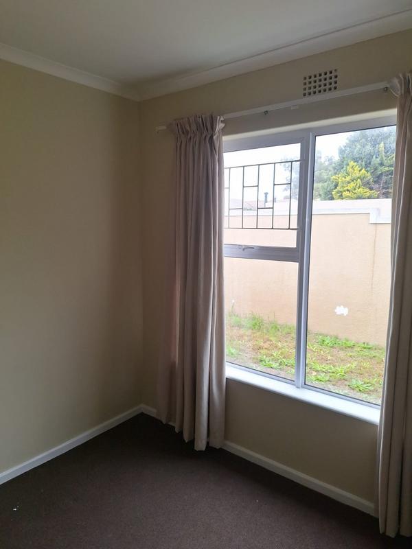 3 Bedroom Property for Sale in Plattekloof Glen Western Cape